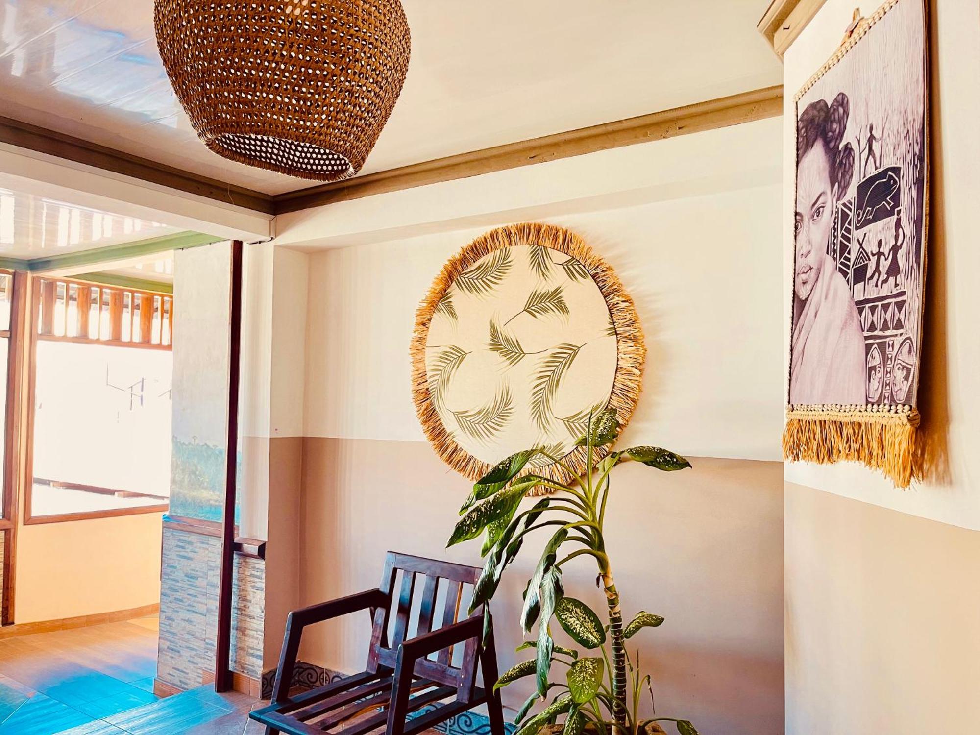 Le Nouvel Eden Hotel Toliara Kültér fotó