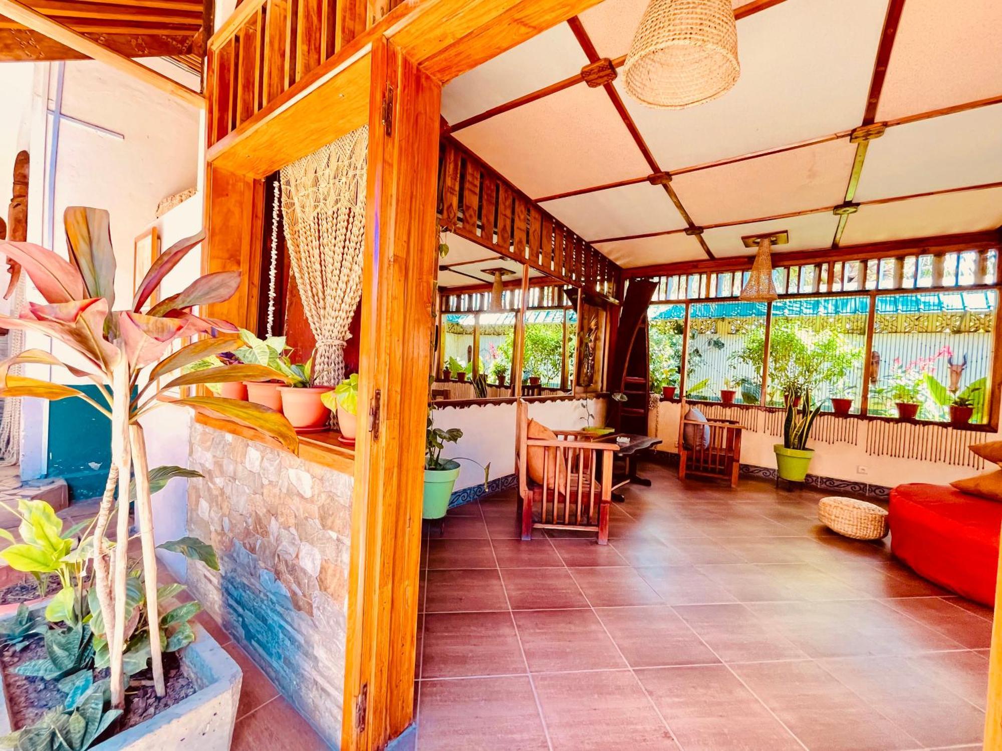 Le Nouvel Eden Hotel Toliara Kültér fotó