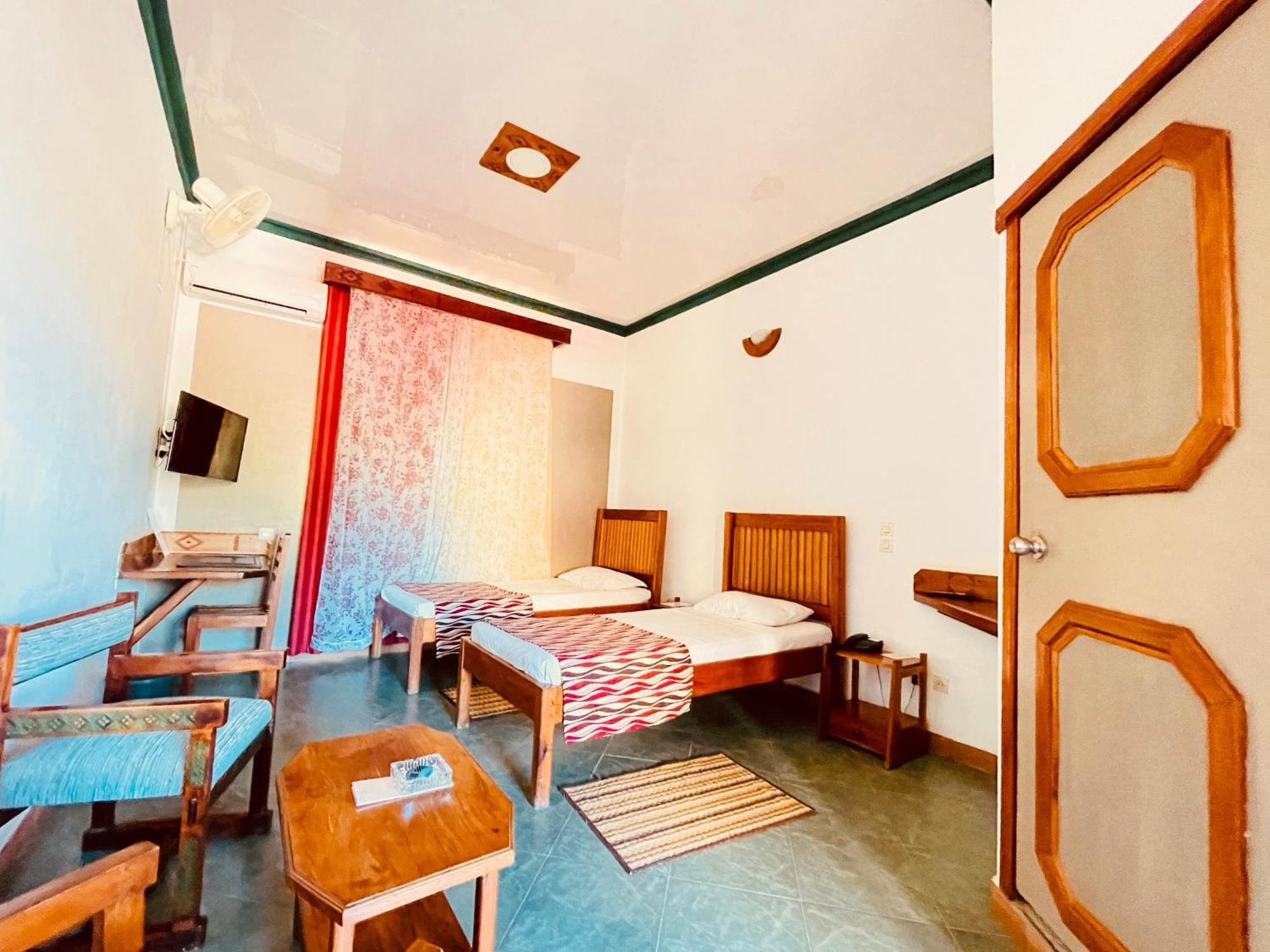 Le Nouvel Eden Hotel Toliara Kültér fotó
