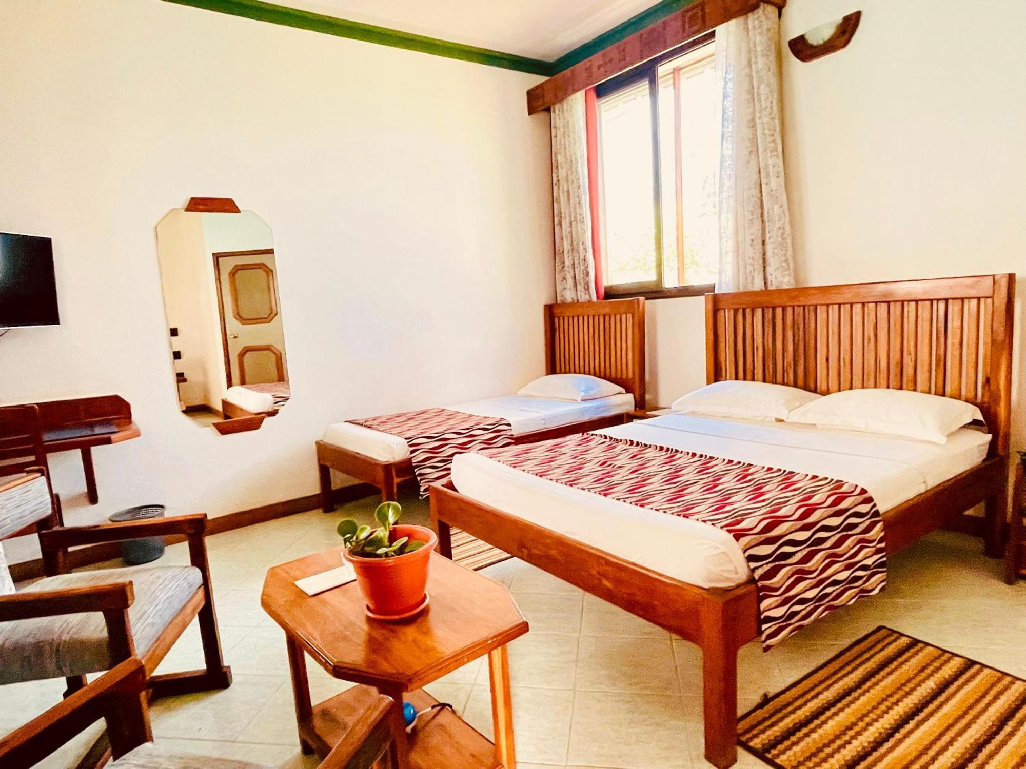 Le Nouvel Eden Hotel Toliara Kültér fotó