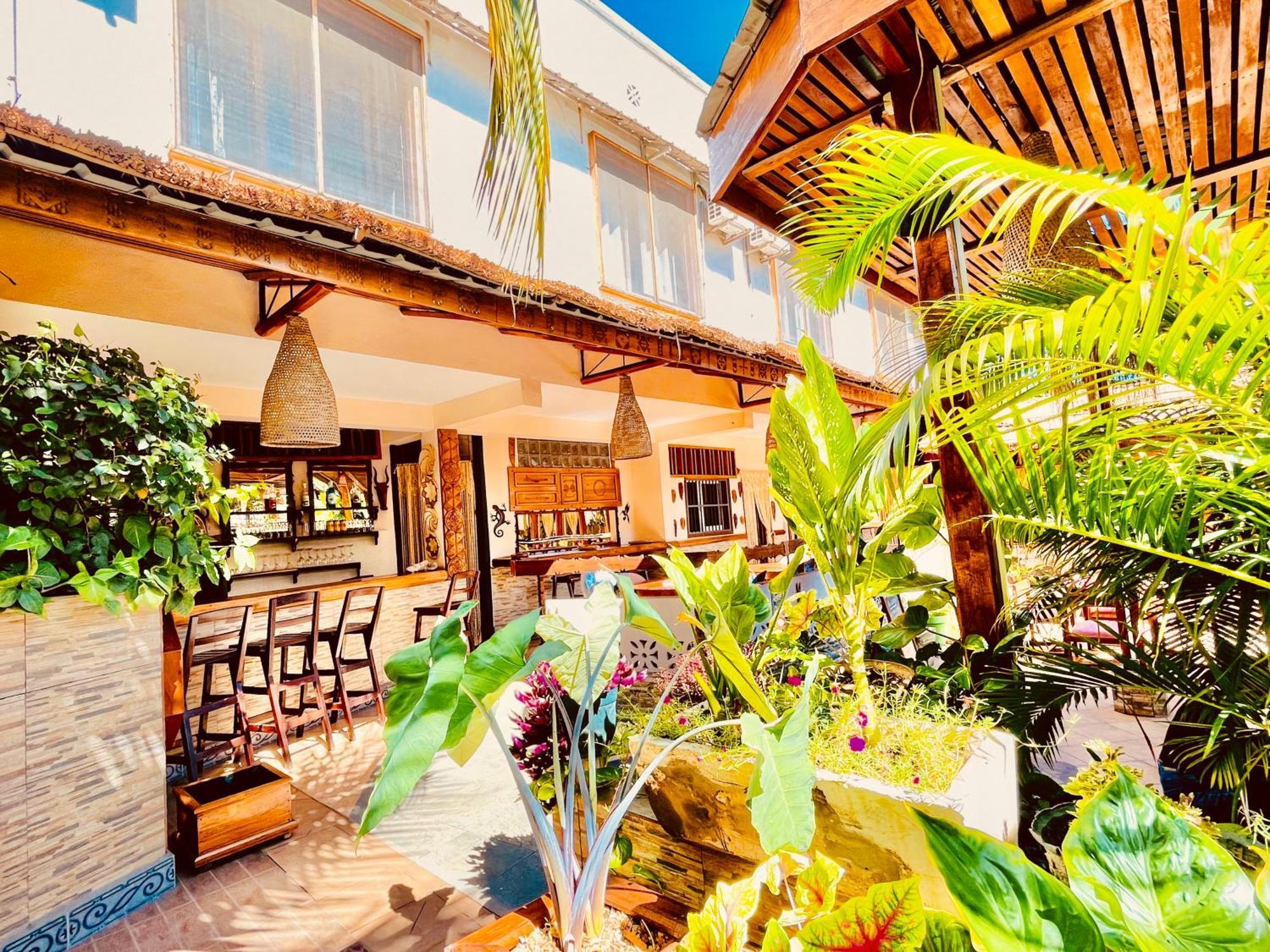 Le Nouvel Eden Hotel Toliara Kültér fotó