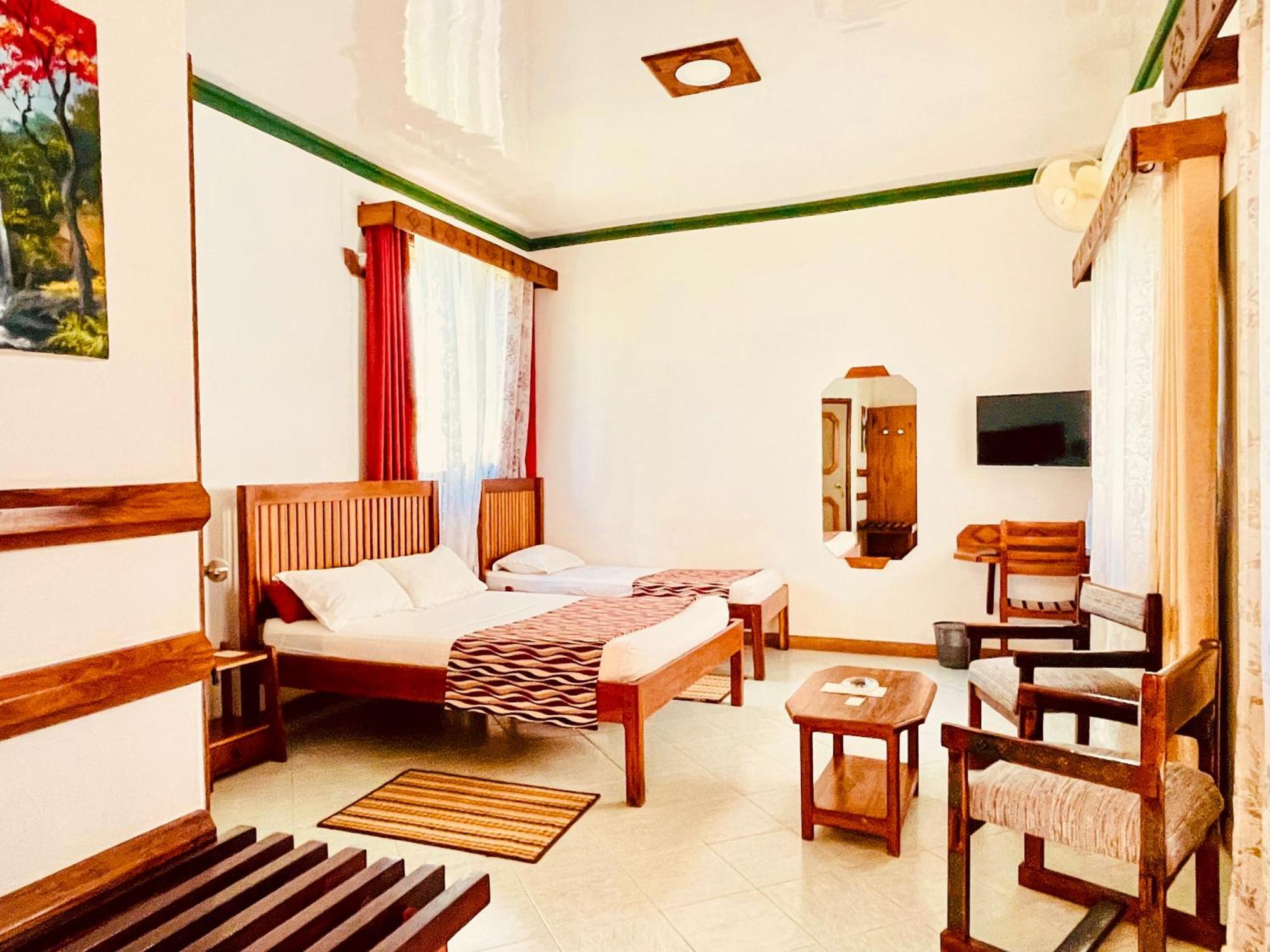 Le Nouvel Eden Hotel Toliara Kültér fotó