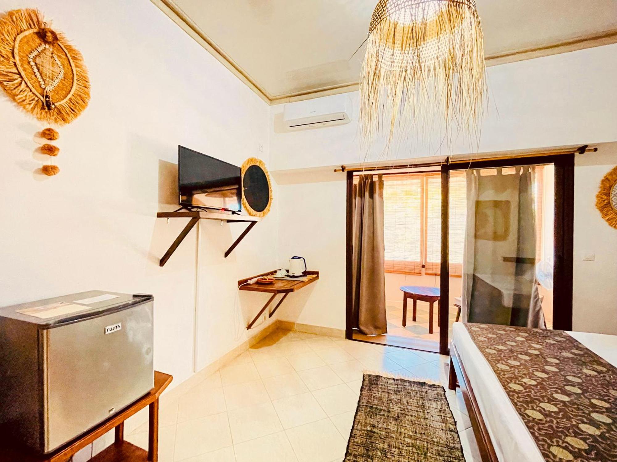Le Nouvel Eden Hotel Toliara Kültér fotó
